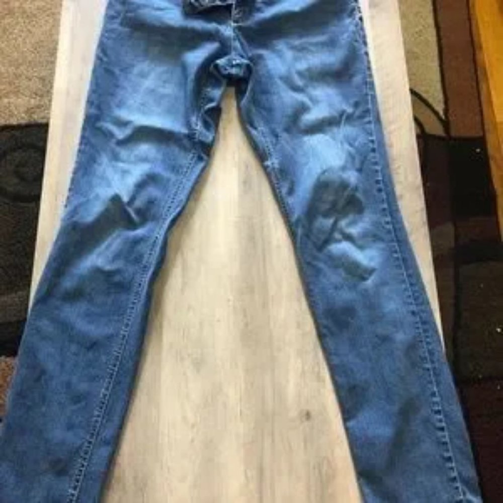 New York & Company Basic Blue Jeans